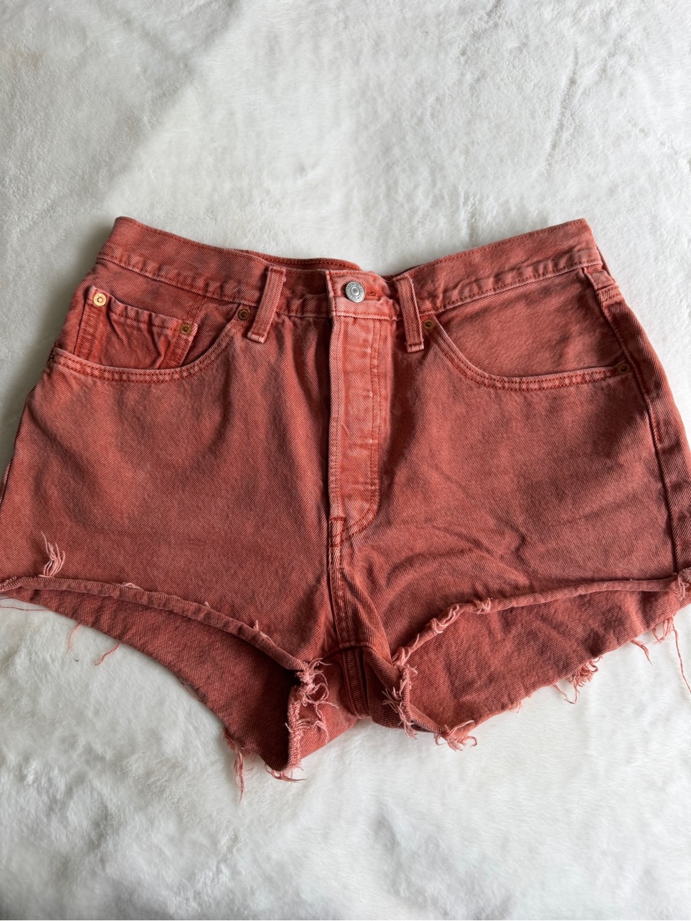 Levi’s 501 Denim Shorts Salmon Pink Size 30 - Picture 1 of 10